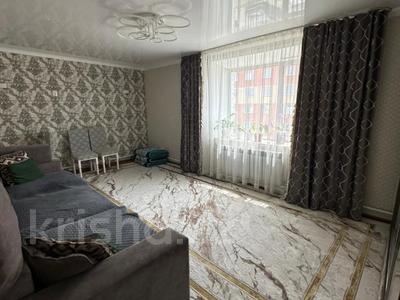 2-бөлмелі пәтер · 67.4 м² · 2/5 қабат, Строителей 36, бағасы: 20 млн ₸ в Аксу