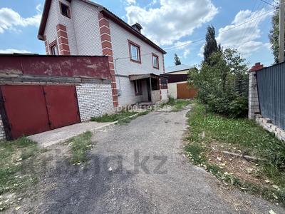 Отдельный дом · 4 комнаты · 180 м² · 10 сот., Переулок Темиртау 12 — Юго-Восток правая сторона за 100 млн ₸ в Астане, Алматы р-н