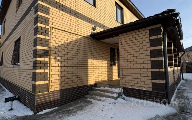 Отдельный дом · 5 комнат · 275 м² · 10.46 сот., Береке 99 за 102 млн 〒 в Актобе — фото 18