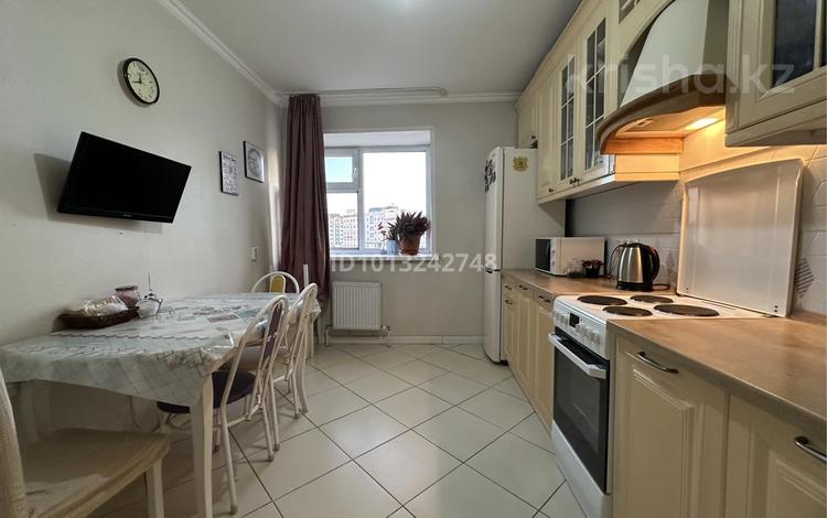 2-бөлмелі пәтер · 60 м² · 3/9 қабат, Кенен Азербаева — Жумабаева, бағасы: 32 млн ₸ в Астане, Сарайшык р-н — фото 2