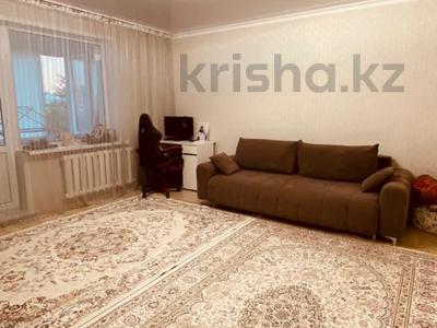 2-комнатная квартира · 58 м² · 4/5 этаж, Майкудук, Мкр Голубые пруды за 20.5 млн ₸ в Караганде, Алихана Бокейханова р-н