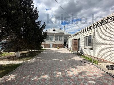 Отдельный дом · 6 комнат · 236.5 м² · 9.2 сот., Кульжановых за 100 млн 〒 в Семее
