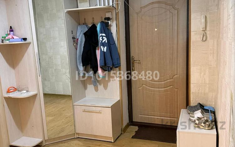 2-бөлмелі пәтер · 56 м² · 5/5 қабат, Панфилова 82 — ЦУМ, бағасы: 22 млн ₸ в Семее — фото 2