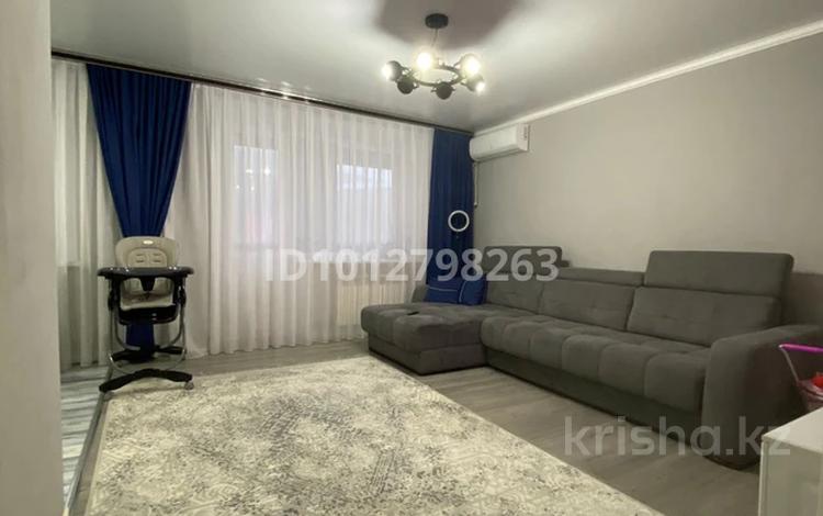 3-бөлмелі пәтер · 70 м², 15 мкр 22, бағасы: 38 млн ₸ в Семее — фото 2
