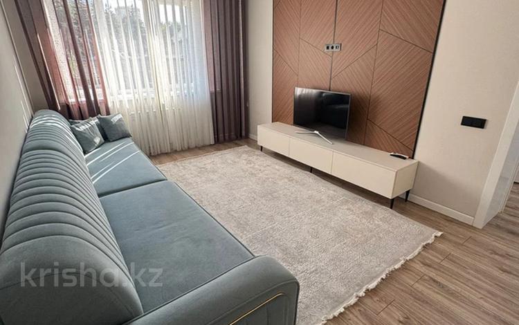 2-бөлмелі пәтер · 70 м² · 3 қабат, Навои 9/1 — Жандосова, бағасы: 400 000 ₸ в Алматы, Ауэзовский р-н — фото 2