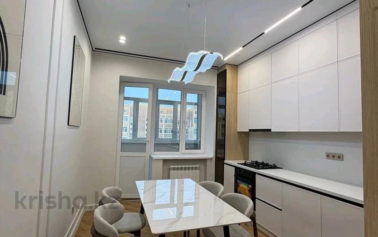 2-комнатная квартира · 84 м² · 8/9 этаж, мкр. Алтын орда за 39.5 млн ₸ в Актобе — фото 2
