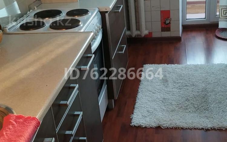 2-бөлмелі пәтер · 60 м² · 10/10 қабат, Толстого 68 — Кутузова Толстого Назарбаева, бағасы: 150 000 ₸ в Павлодаре — фото 2