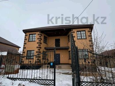 Отдельный дом · 5 комнат · 275 м², Беимбет Майлина 5 за 1 млн 〒 в Актобе, жилой массив Юго-Запад-1