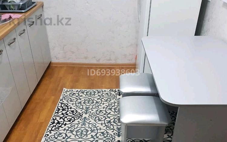 Жеке үй · 3 бөлме · 74 м² · 8 жүзд., Алпамыс батыра 12 — Остановки Кунаева, бағасы: 57.8 млн ₸ в Туздыбастау (Калинино) — фото 2