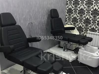 Еркін, сұлулық салондары · 178 м², бағасы: 65 млн ₸ в Атырау, мкр Авангард-2