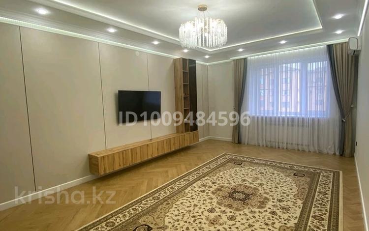 4-комнатная квартира · 135 м² · 3/9 этаж, мкр. Алтын орда, Алия Молдагулова 66Б — Молдагулова Мангилик Ел за 95 млн ₸ в Актобе — фото 24