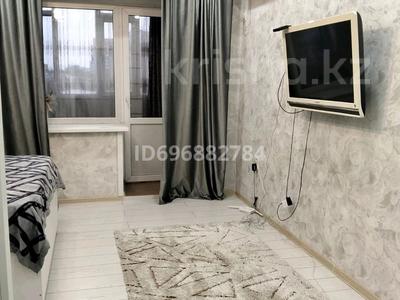 1-комнатная квартира · 50 м² · 4/15 этаж, Шакарима 60 — Кабанбай батыра 40 за 2 000 ₸ в Семее