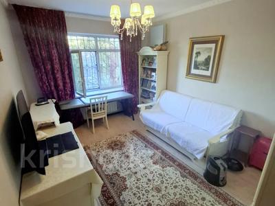 Аренда квартир в Алматы: 3-комнатная квартира · 130 м² · 4/9 этаж, мкр Самал-2, Мендикулова за 900 000 〒 3-комнатная квартира · 130 м² · 4/9 этаж, мкр Самал-2, Мендикулова за 900 000 〒 в Алматы, Медеуский р-н
