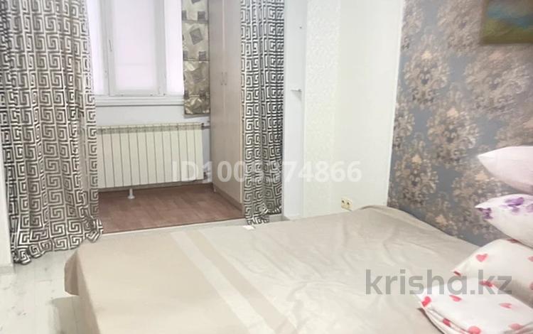 3-комнатная квартира · 80 м² · 1/9 этаж, мкр 12 21 за 250 000 ₸ в Актобе — фото 4