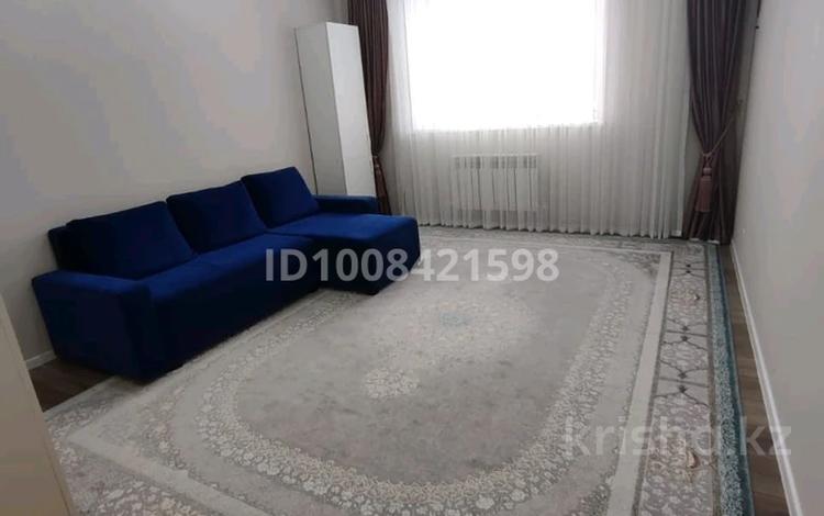 2-бөлмелі пәтер · 73 м² · 2/5 қабат, мкр. Алтын орда 45А, бағасы: 30 млн ₸ в Актобе — фото 3