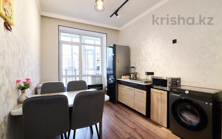 2-комнатная квартира · 56.3 м² · 10/12 этаж, Чингиз Айтматов 62/2 за 33.5 млн ₸ в Астане, Нура р-н — фото 19