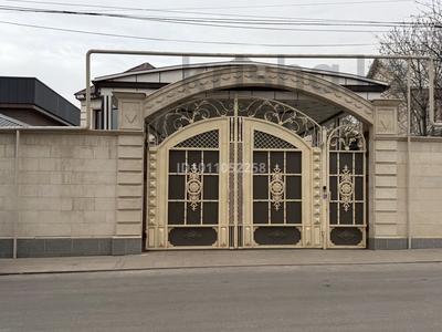 Отдельный дом · 9 комнат · 360 м² · 9 сот., мкр Калкаман-2 109 — Нурпеисова 109 за 240 млн ₸ в Алматы, Наурызбайский р-н