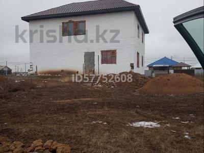Отдельный дом · 8 комнат · 200 м² · 10 сот., Коркыт Ата 38 — Мустафа Шокай / Коркыт ата за 20 млн ₸ в Караоткеле
