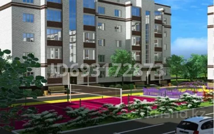 1-бөлмелі пәтер · 42.8 м² · 3/5 қабат, мкр. Алтын орда, Батыс-2 251В, бағасы: 12.8 млн ₸ в Актобе — фото 32
