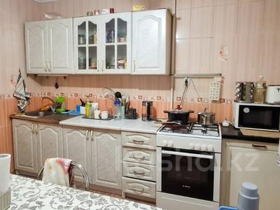 4-бөлмелі пәтер · 82 м² · 3/5 қабат, Мамыр-2 ш/а., бағасы: 58 млн ₸ в Алматы, Ауэзовский р-н