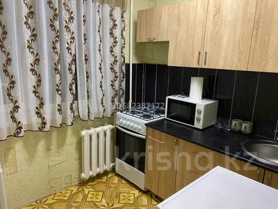 1-комнатная квартира, 33 м², 3/9 этаж помесячно, Чокана Валиханова 17 за 90 000 〒 в Темиртау