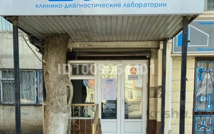 Офисы, салоны красоты, медцентры и аптеки · 76 м² за 45 млн ₸ в Шымкенте, Аль-Фарабийский р-н — фото 2
