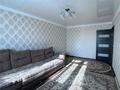 2-комнатная квартира · 52 м² · 8/9 этаж, мкр Юго-Восток, 27й микрорайон, ул Карбышева — рядом рынок Арай за 17.5 млн ₸ в Караганде, Казыбек би р-н — фото 2