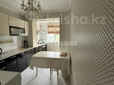 4-комнатная квартира · 90 м² · 2/5 этаж, 27-й мкр, 27-ш/а. 80 за 30 млн ₸ в Актау