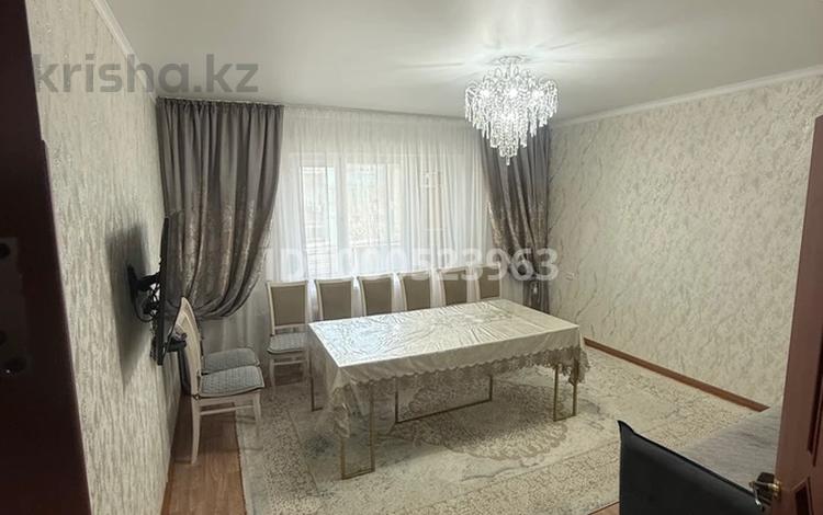 2-бөлмелі пәтер · 57.6 м² · 4/5 қабат, Асылбекова 84 — Жезказганский гуманитарный колледж, Семейная амбулатория №2, бағасы: 18.5 млн ₸ — фото 2