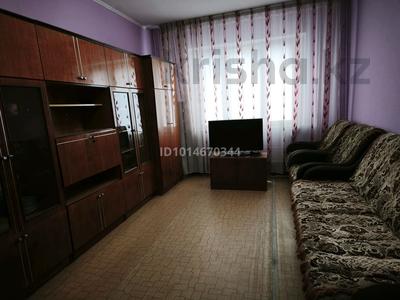 2-бөлмелі пәтер · 54 м² · 4/5 қабат, Алатау 62 — ТЦ Алатау, бағасы: 22 млн ₸ в Боралдае (Бурундай), мкр Водник-2