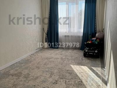 2-бөлмелі пәтер · 56 м² · 4/5 қабат, 2 ш/а. 70/1, бағасы: 20.5 млн ₸ в Актобе, мкр 8