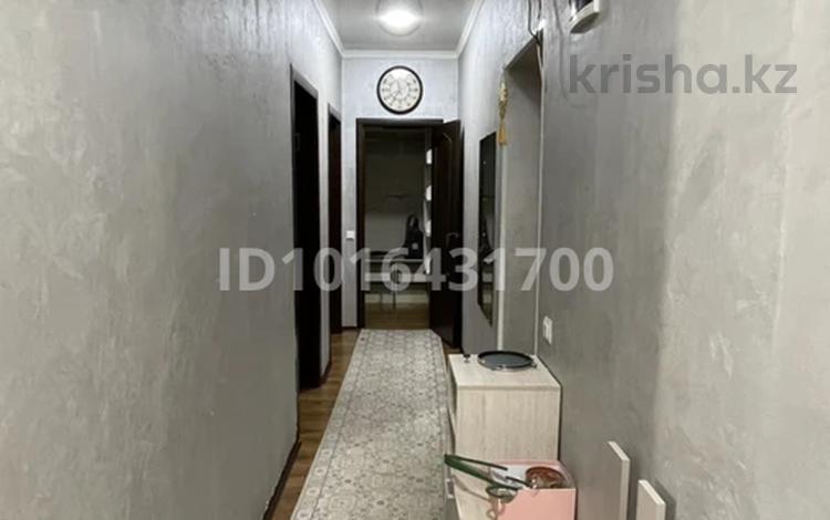2-комнатная квартира · 60 м² · 4/5 этаж, 17-й мкр 93 за 160 000 ₸ в Актау — фото 2