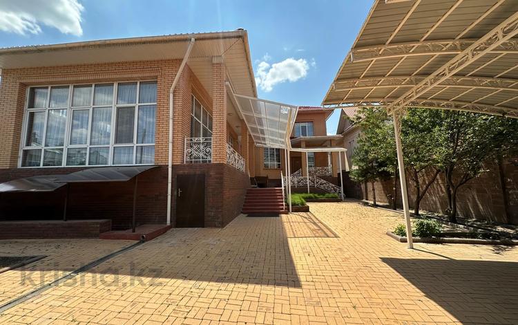 Отдельный дом · 5 комнат · 385 м² · 7.5 сот., мкр Таугуль-3, Жантурина 10 за 258 млн ₸ в Алматы, Ауэзовский р-н — фото 2