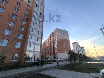 Офисы, медцентры и аптеки, образование · 98 м² за 980 000 ₸ в Астане, Сарыарка р-н