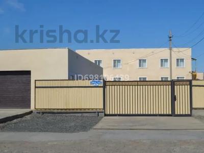 Свободное назначение, офисы, магазины и бутики, склады, салоны красоты, медцентры и аптеки, образование · 407 м² за ~ 70 млн 〒 в Атырау, мкр Самал