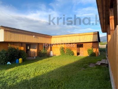 Жеке үй · 3 бөлме · 120 м², Абая 152, бағасы: 8 000 〒 в 
