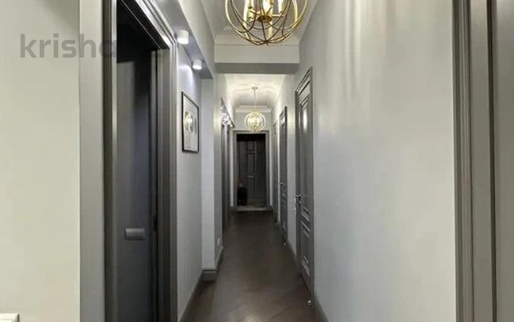 4-комнатная квартира · 166 м² · 6/10 этаж, Кабанбай Батыра 15 за 168 млн ₸ в Алматы, Медеуский р-н — фото 10
