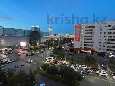 2-бөлмелі пәтер · 80 м² · 5/9 қабат, Достык 10, бағасы: 41.5 млн ₸ в Астане, Есильский р-н