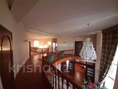 Отдельный дом · 5 комнат · 750 м², мкр Горный Гигант 254 — Жамакаева 254 за 3.9 млн 〒 в Алматы, Медеуский р-н