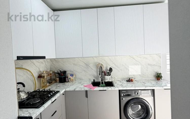 3-комнатная квартира · 72 м² · 5/5 этаж, 27-й мкр 46 за 16.5 млн ₸ в Актау — фото 2