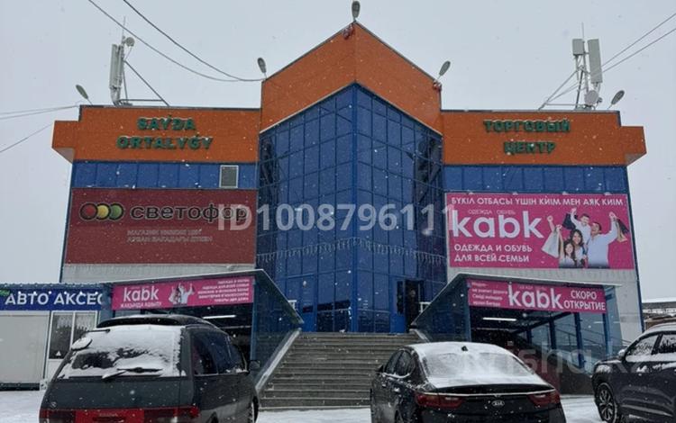 Еркін, кеңселер, дүкендер мен бутиктер, қоғамдық тамақтану орны, сұлулық салондары, фитнес және спорт, медорталықтар мен дәріханалар, білім орталықтары, ойын-сауық, кабинеттер және жұмыс орындары, студиялар · 3000 м², бағасы: 9 млн ₸ в Алматы, Наурызбайский р-н — фото 2