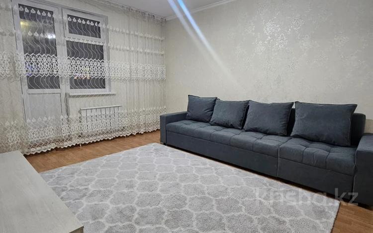 1-комнатная квартира · 40 м² · 2/12 этаж, мкр Акбулак, 1-я улица за 190 000 ₸ в Алматы, Алатауский р-н — фото 2