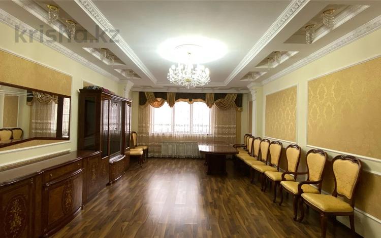 4-бөлмелі пәтер · 164 м² · 3/10 қабат, Пр. Кошкарбаева, бағасы: 85 млн ₸ в Астане, Сарайшык р-н — фото 2