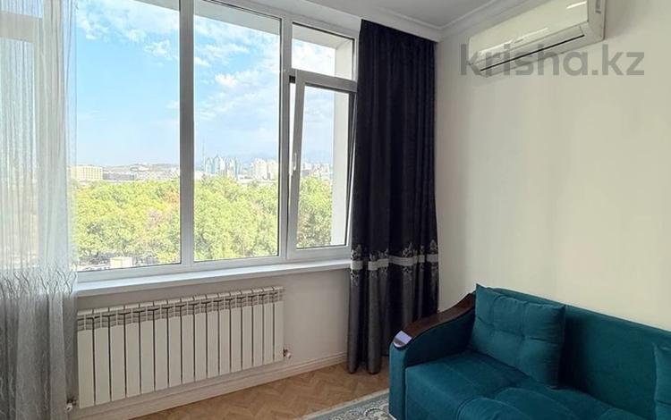 2-бөлмелі пәтер · 80 м² · 7/10 қабат, Бухар Жырау 35 — Шагабутдинова, бағасы: 450 000 ₸ в Алматы, Бостандыкский р-н — фото 2