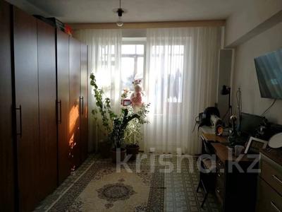 3-комнатная квартира, 58 м², 2/4 этаж, мкр №7 за 26 млн 〒 в Алматы, Ауэзовский р-н