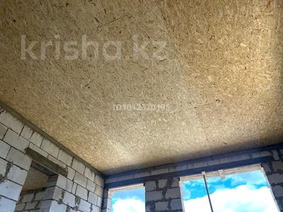 Отдельный дом · 6 комнат · 280 м² · 9 сот., мкр Кунгей 123 — Шолпан Жандарбековой за 32 млн ₸ в Караганде, Казыбек би р-н