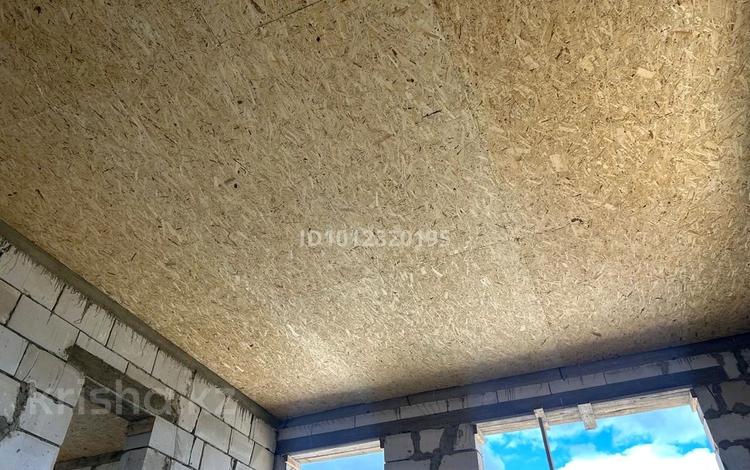 Отдельный дом · 6 комнат · 280 м² · 9 сот., мкр Кунгей 123 — Шолпан Жандарбековой за 32 млн ₸ в Караганде, Казыбек би р-н — фото 2