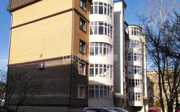 3-комнатная квартира, 70 м², 1/6 этаж, Нурмагамбетова — Район Военкомата за 27 млн 〒 в Кокшетау — фото 2