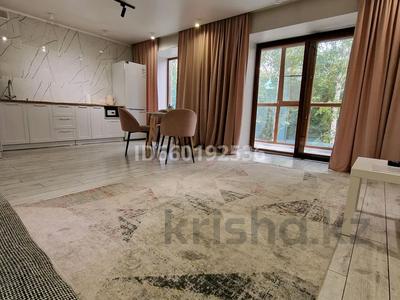 2-комнатная квартира · 55 м² · 2/5 этаж, Ауэзова — Император за 26 000 ₸ в Усть-Каменогорске