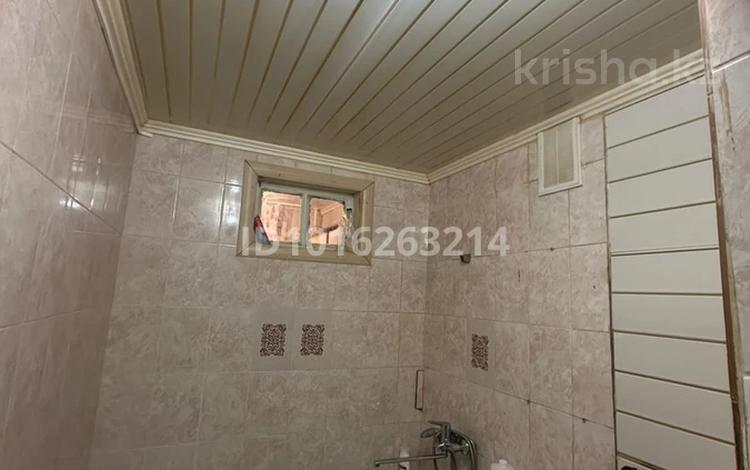 1-комнатная квартира · 40 м² · 1/4 этаж, Первомаяская 39 за 130 000 ₸ в Семее — фото 2